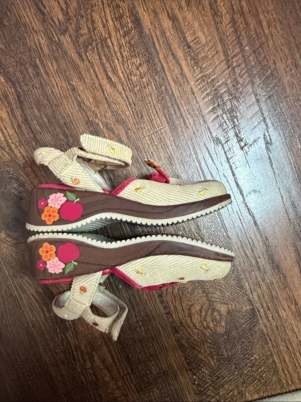 Gymboree Amalfi Coast Girls’ Embroidered Corduroy Sandals